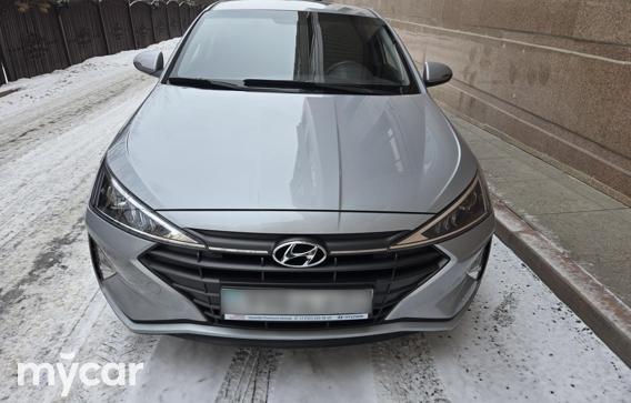 Hyundai Elantra 2020