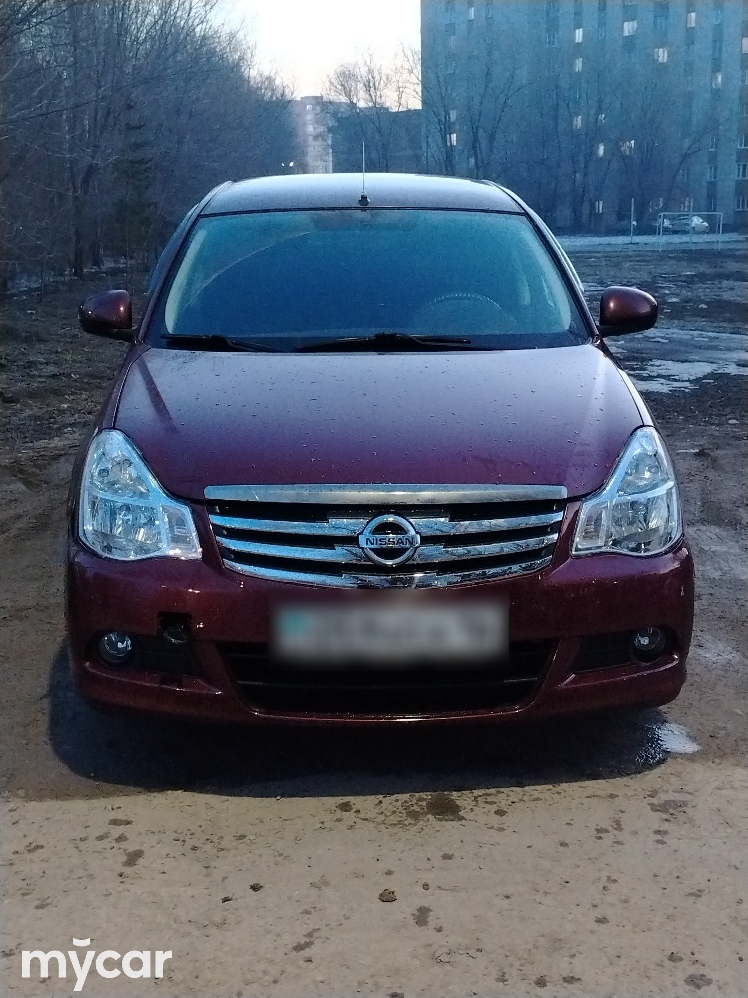Nissan Almera 2015