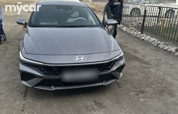 Hyundai Elantra 2024