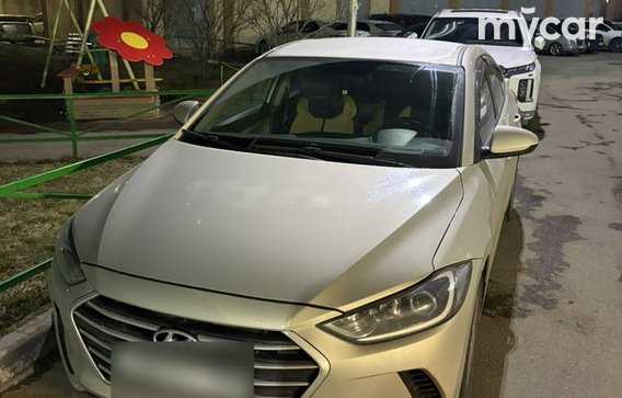 Hyundai Elantra 2016