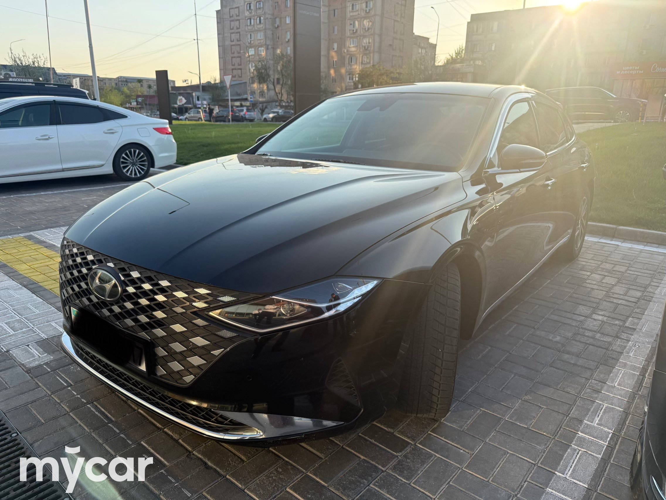 Hyundai Grandeur 2020