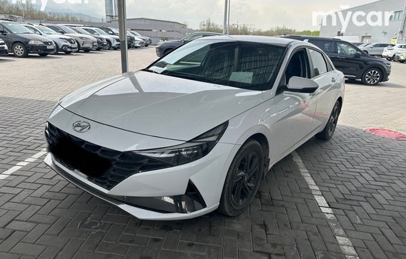 Hyundai Elantra 2023