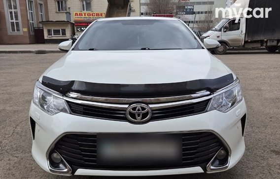 Toyota Camry 2017
