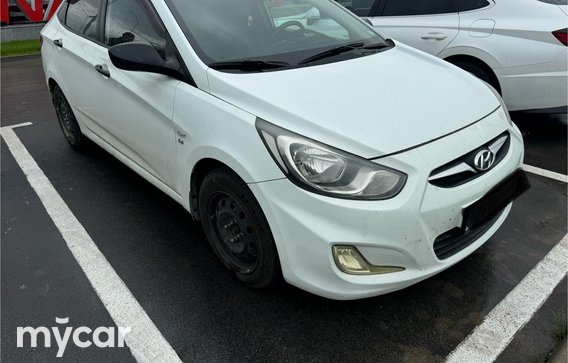 Hyundai Accent 2013