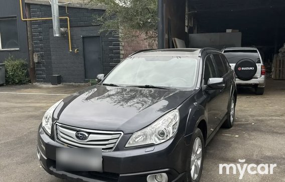 Subaru Outback 2011