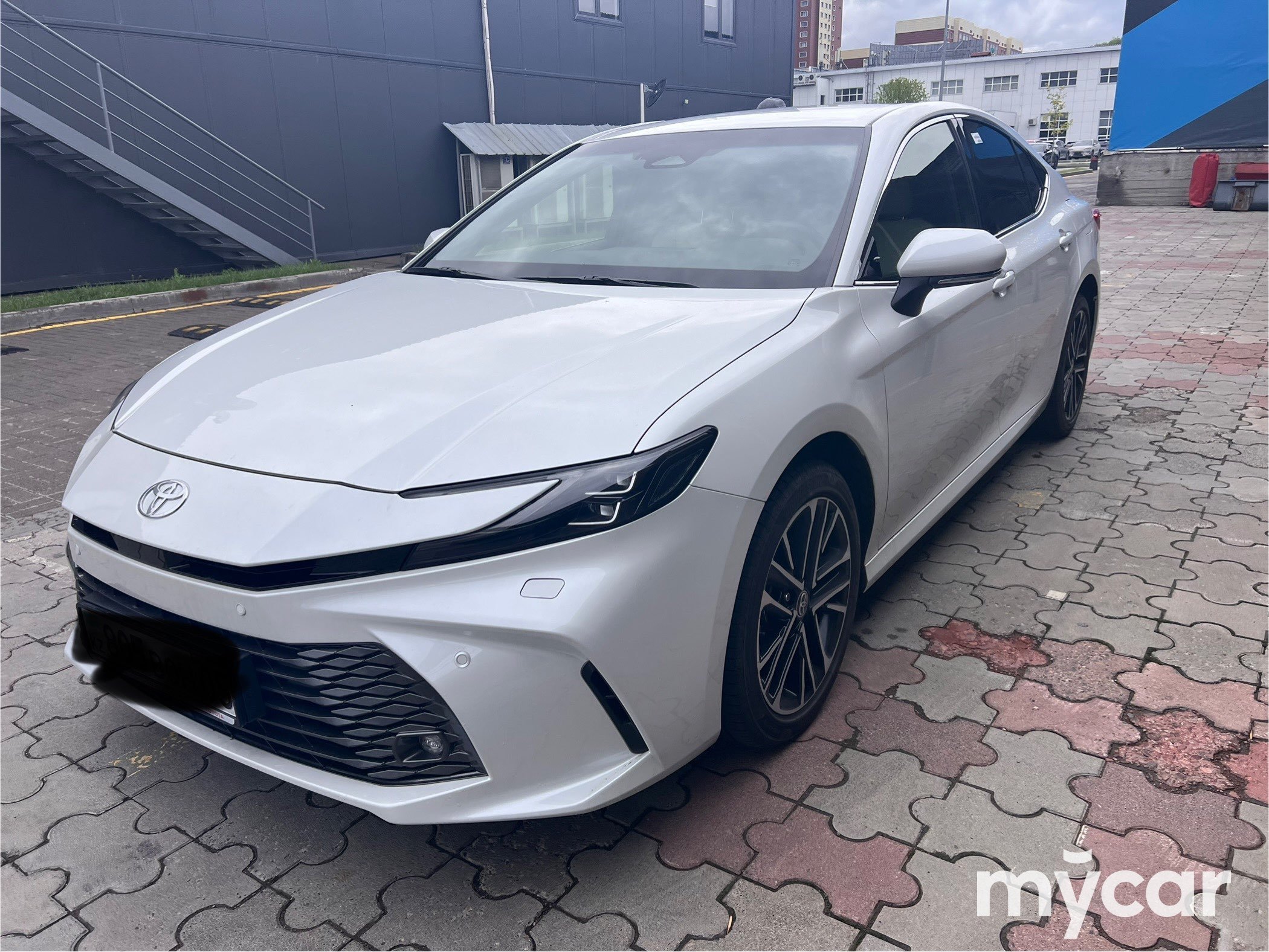 Toyota Camry 2025