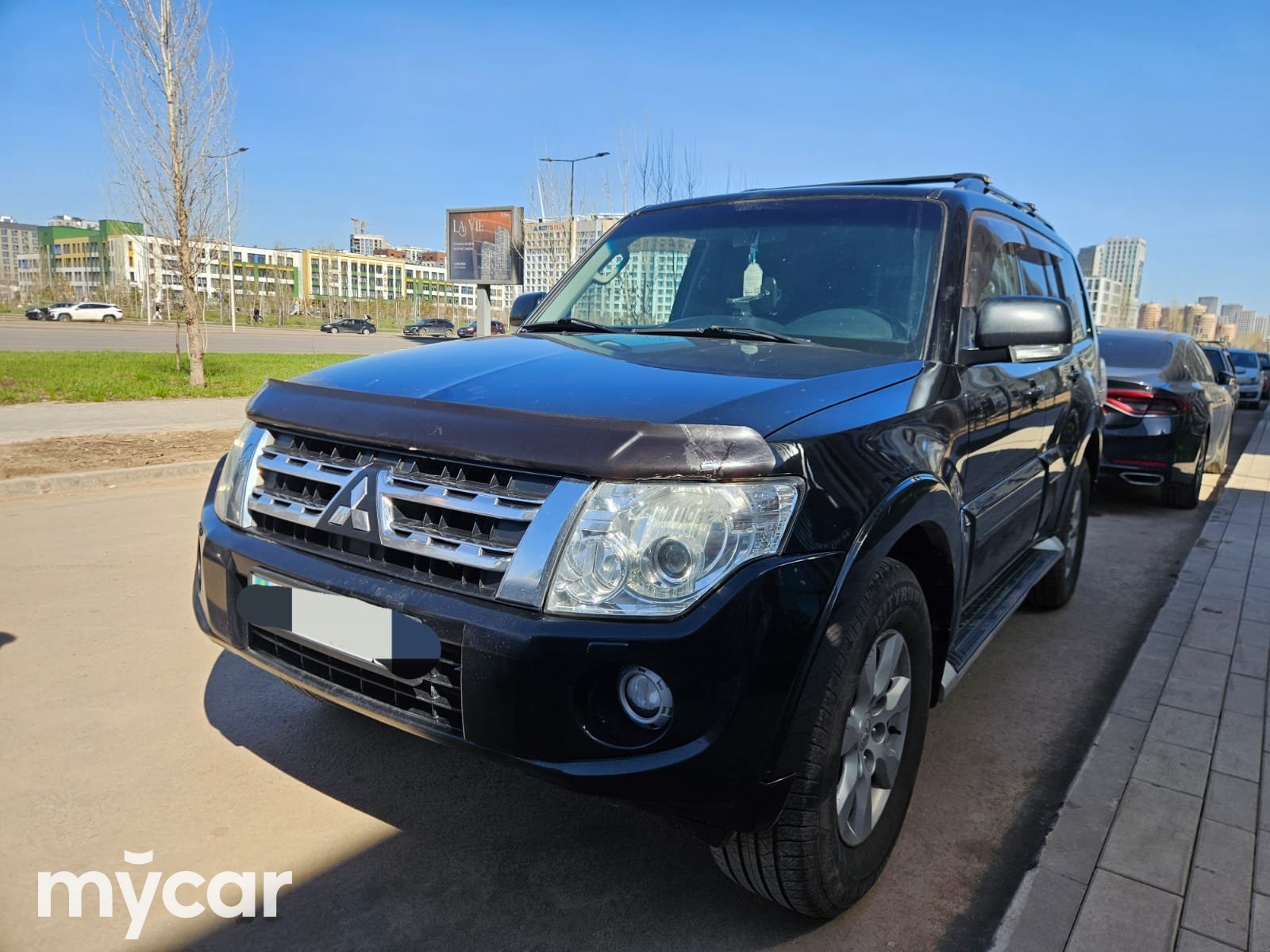 Mitsubishi Pajero 2011