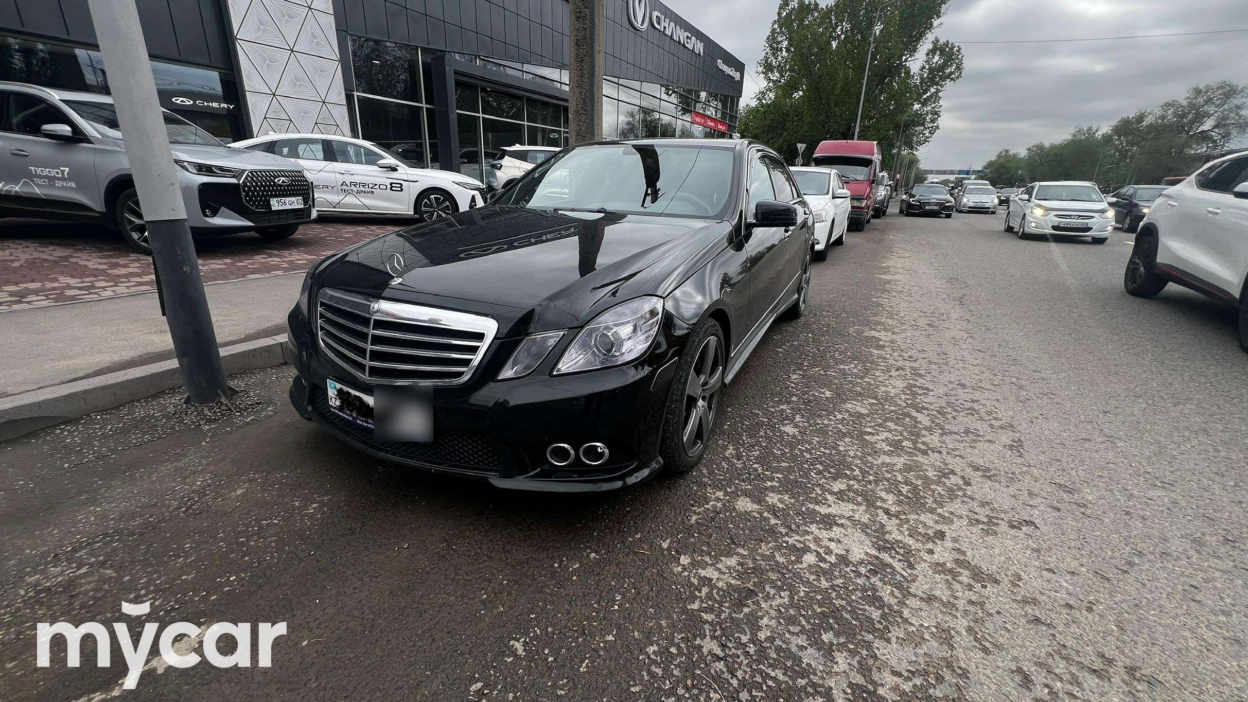 Mercedes-Benz E-Класс 2011