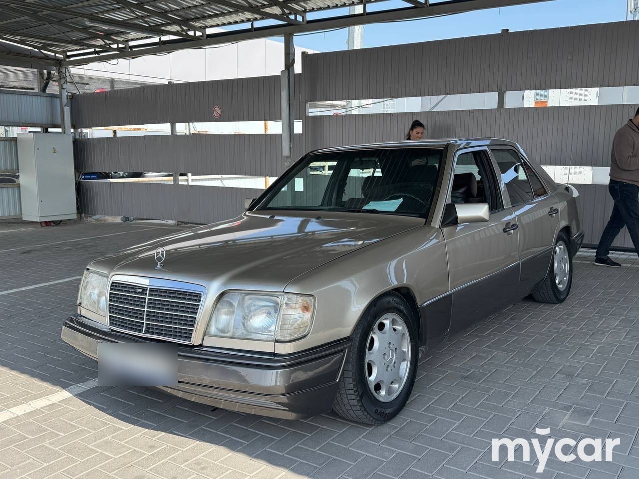 Mercedes-Benz E-Класс 1995