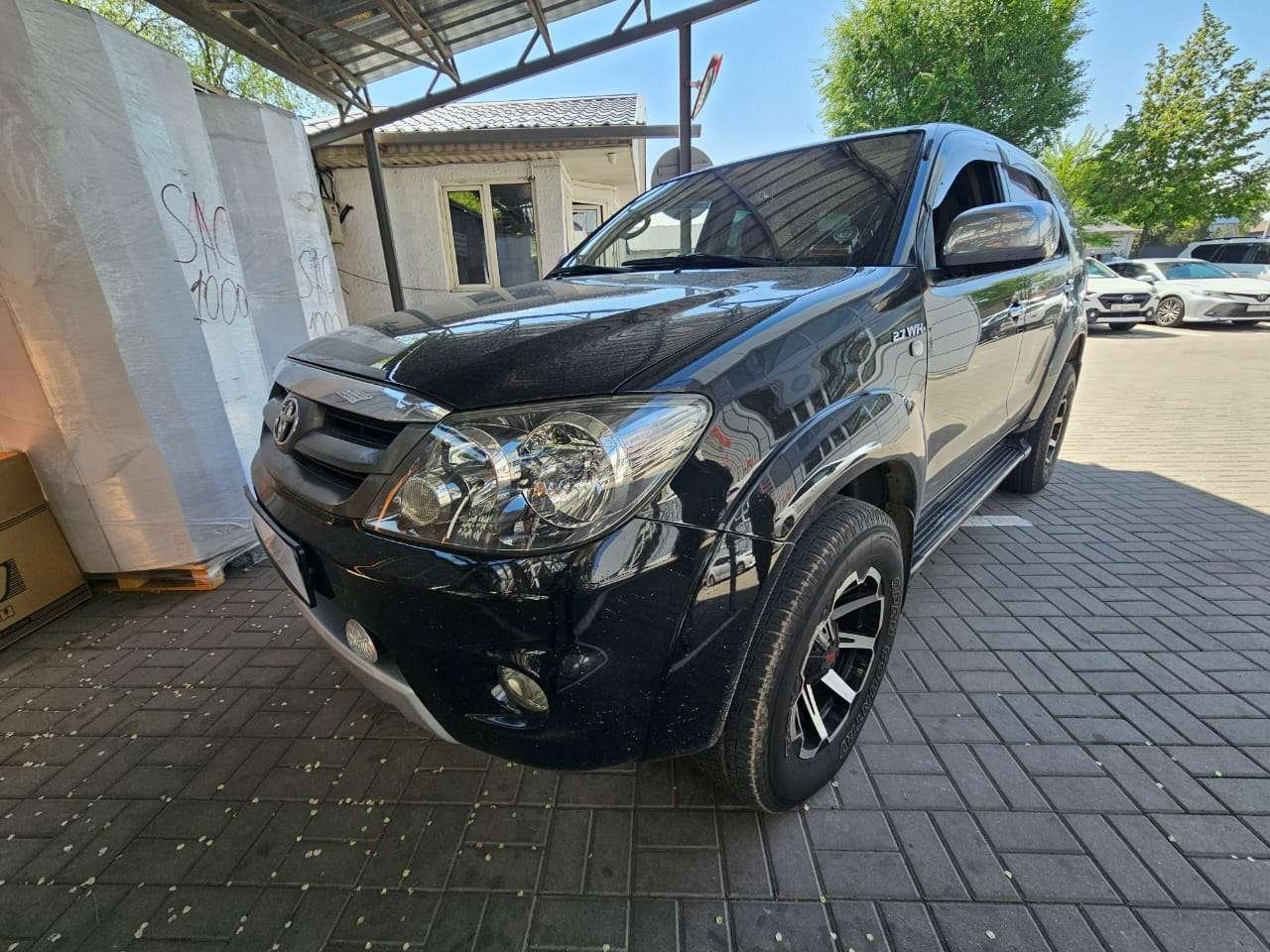 Toyota Fortuner 2007