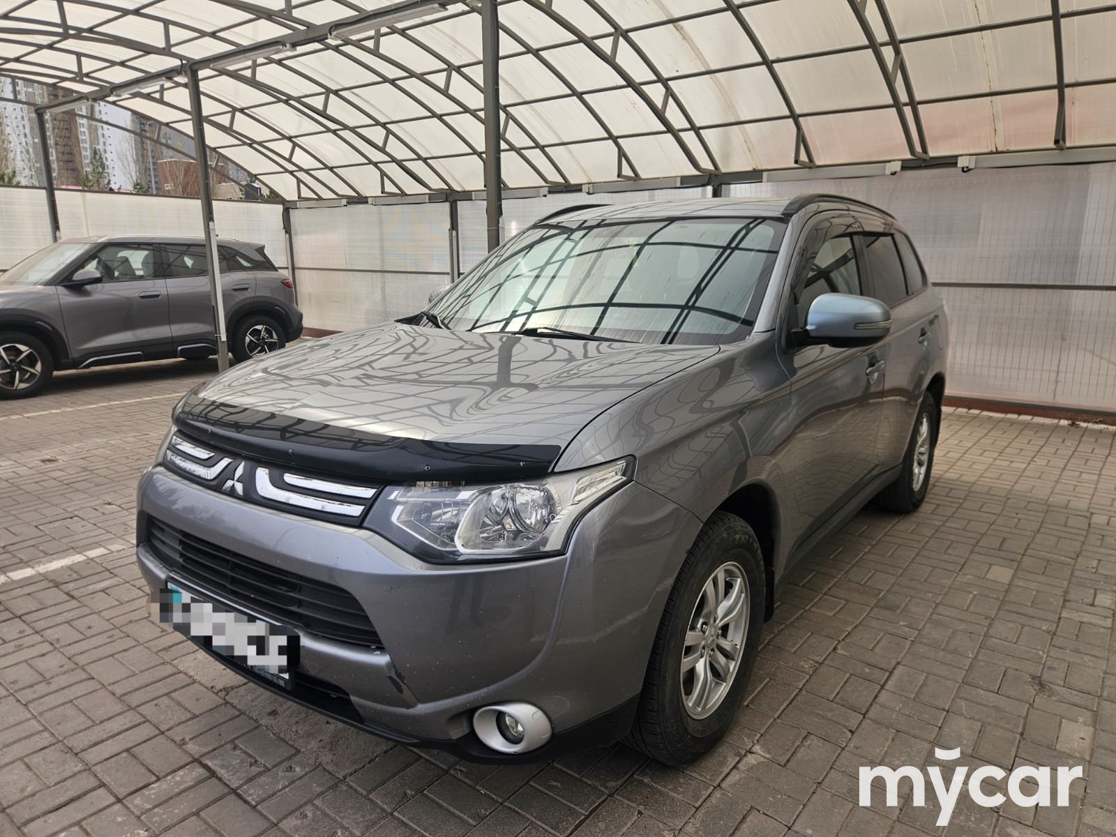 Mitsubishi Outlander 2013