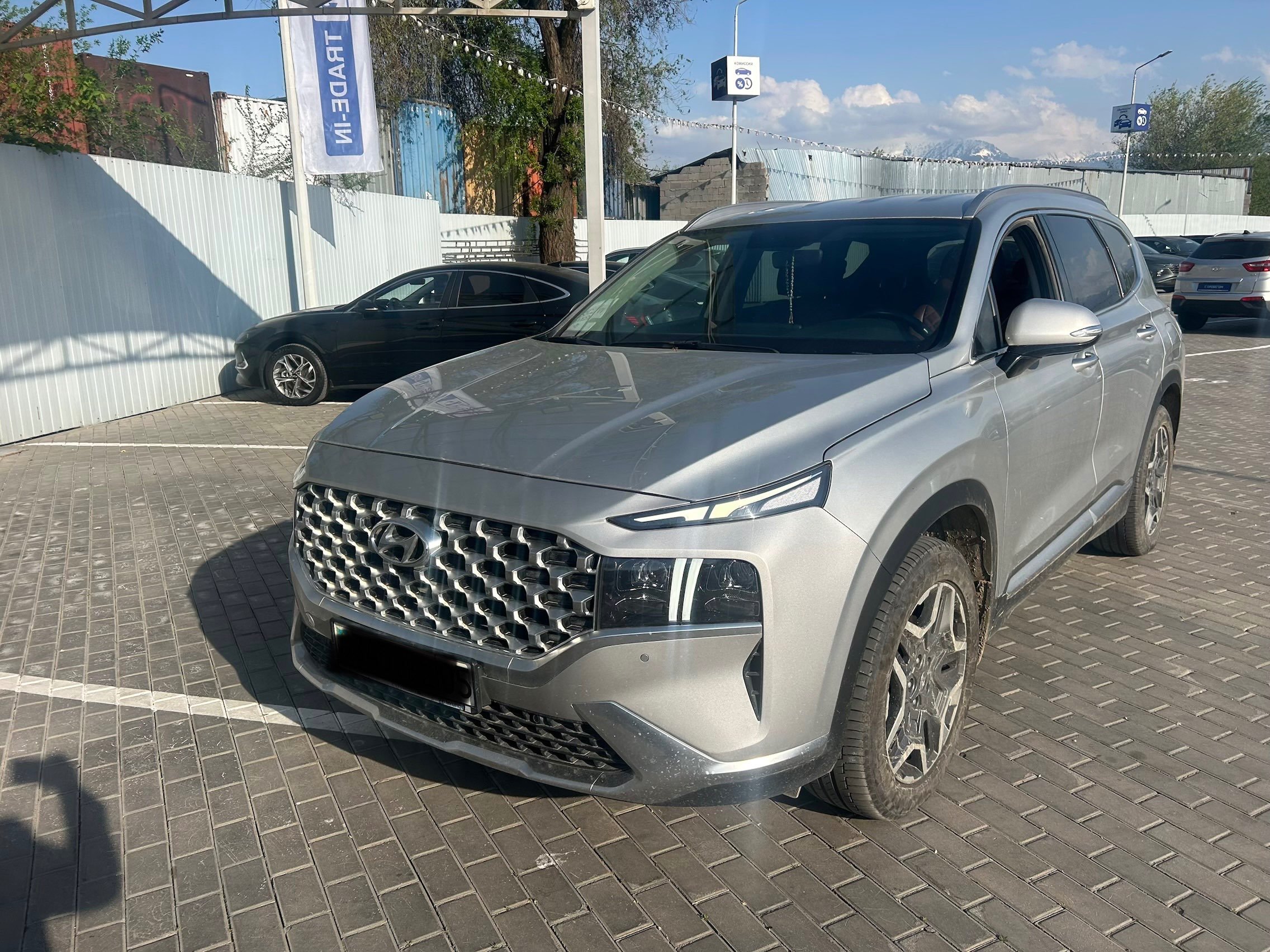 Hyundai Santa Fe 2023