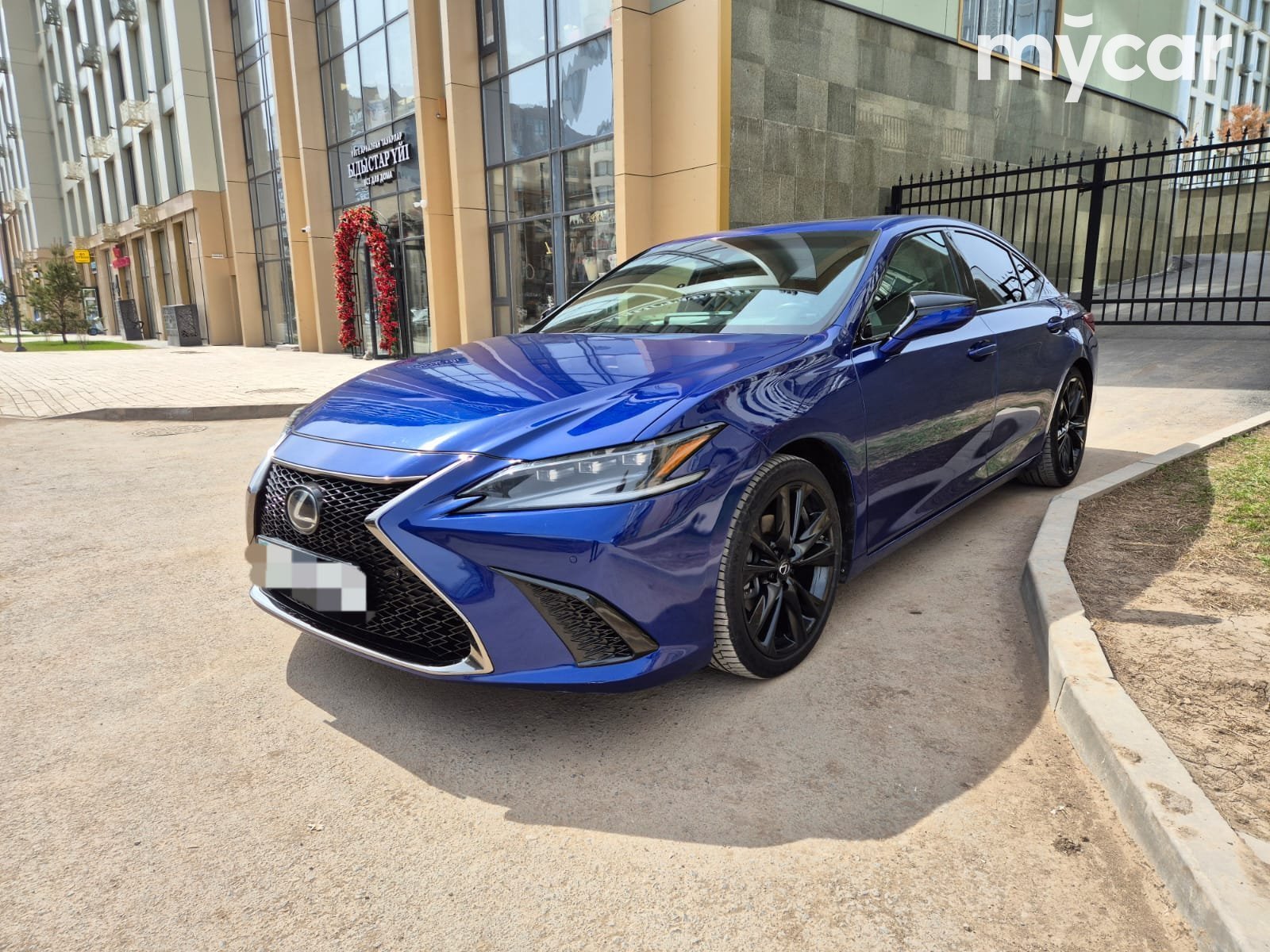 Lexus ES 2022