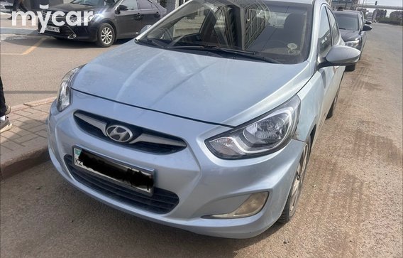 Hyundai Accent 2012