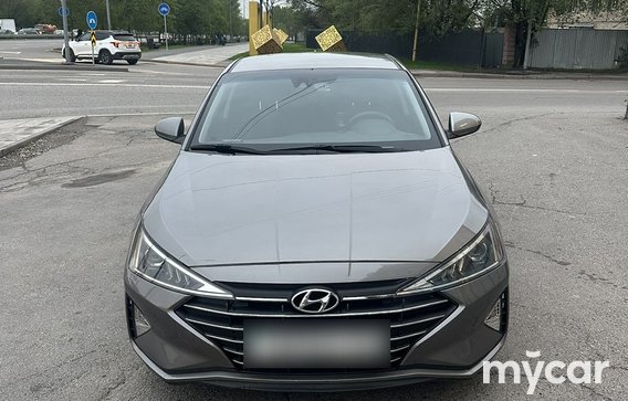 Hyundai Elantra 2020