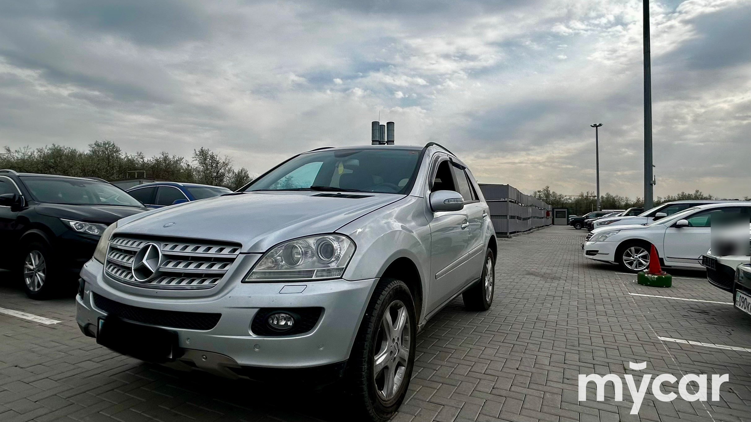 Mercedes-Benz M-Класс 2005