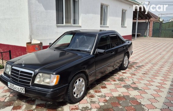 Mercedes-Benz E-Класс 1992