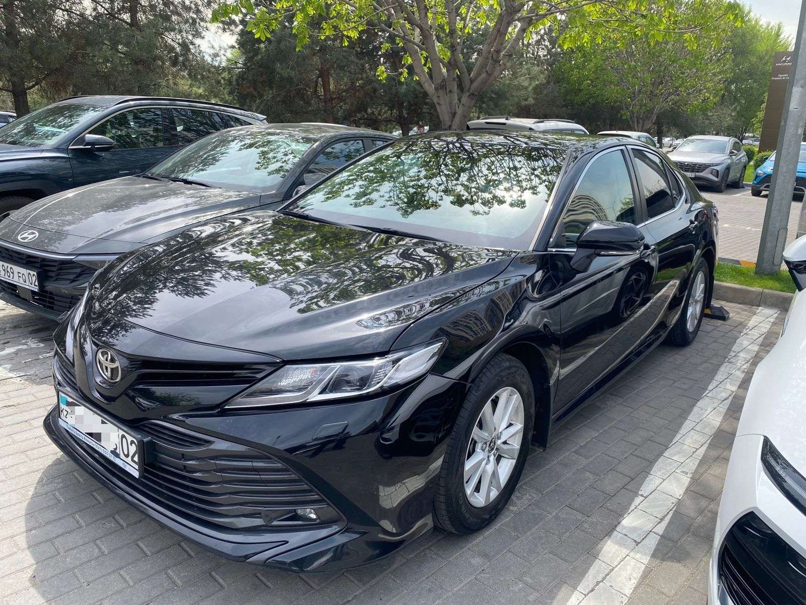 Toyota Camry 2021