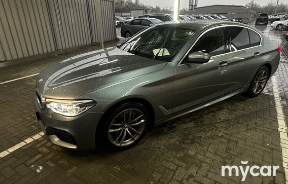BMW 5 серия 2017