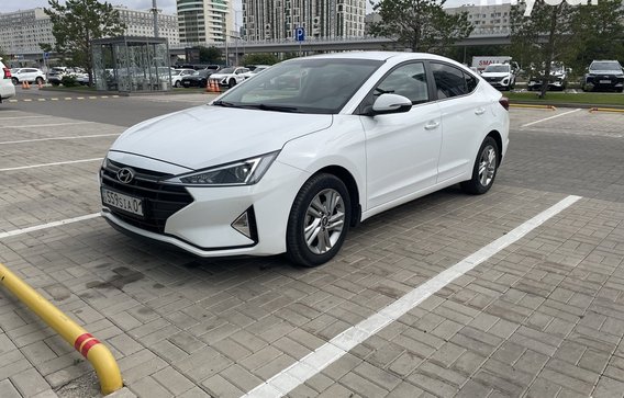 Hyundai Elantra 2020