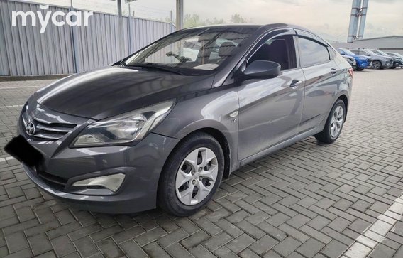 Hyundai Solaris 2015