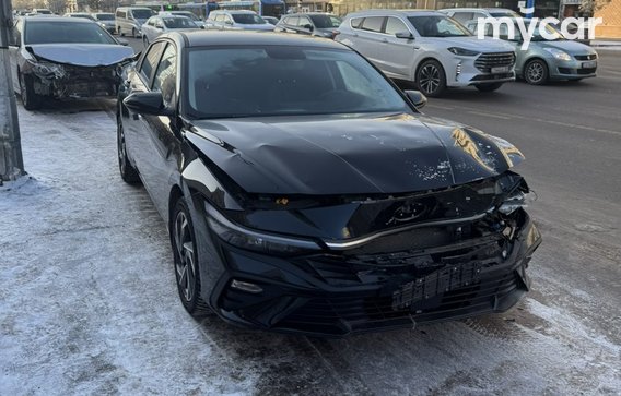 Hyundai Elantra 2025