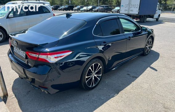 Toyota Camry 2020