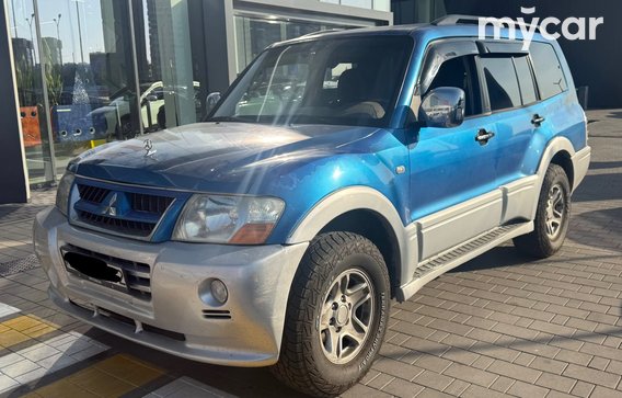 Mitsubishi Pajero 2003