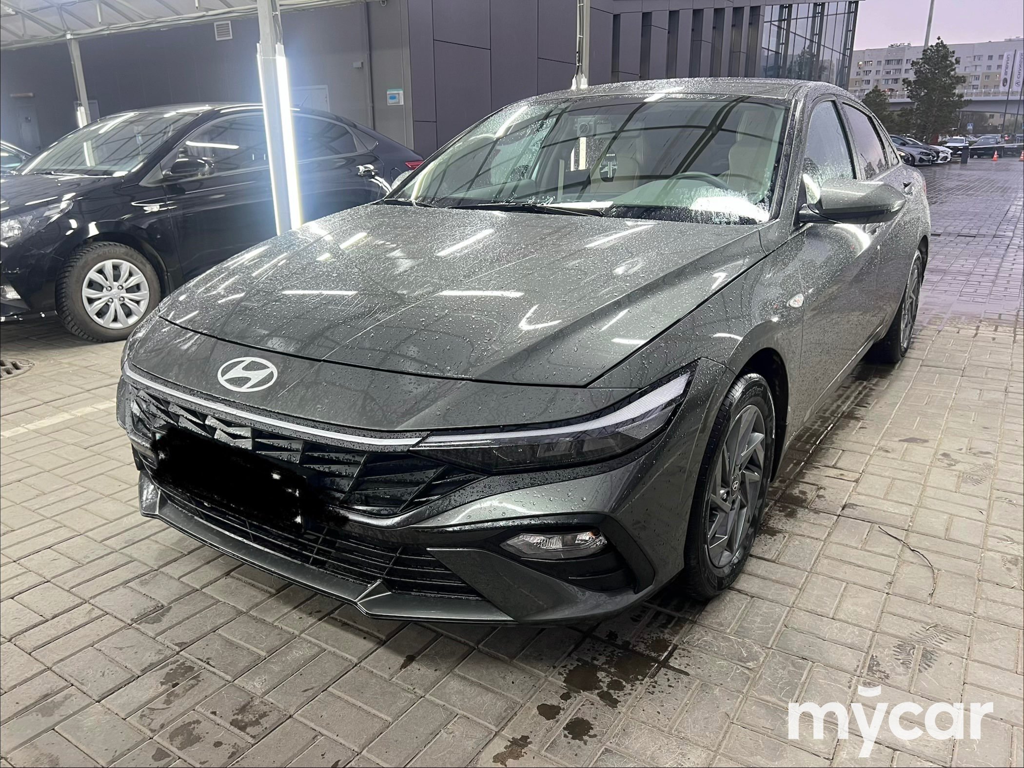 Hyundai Elantra 2024