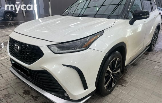 Toyota Highlander 2021