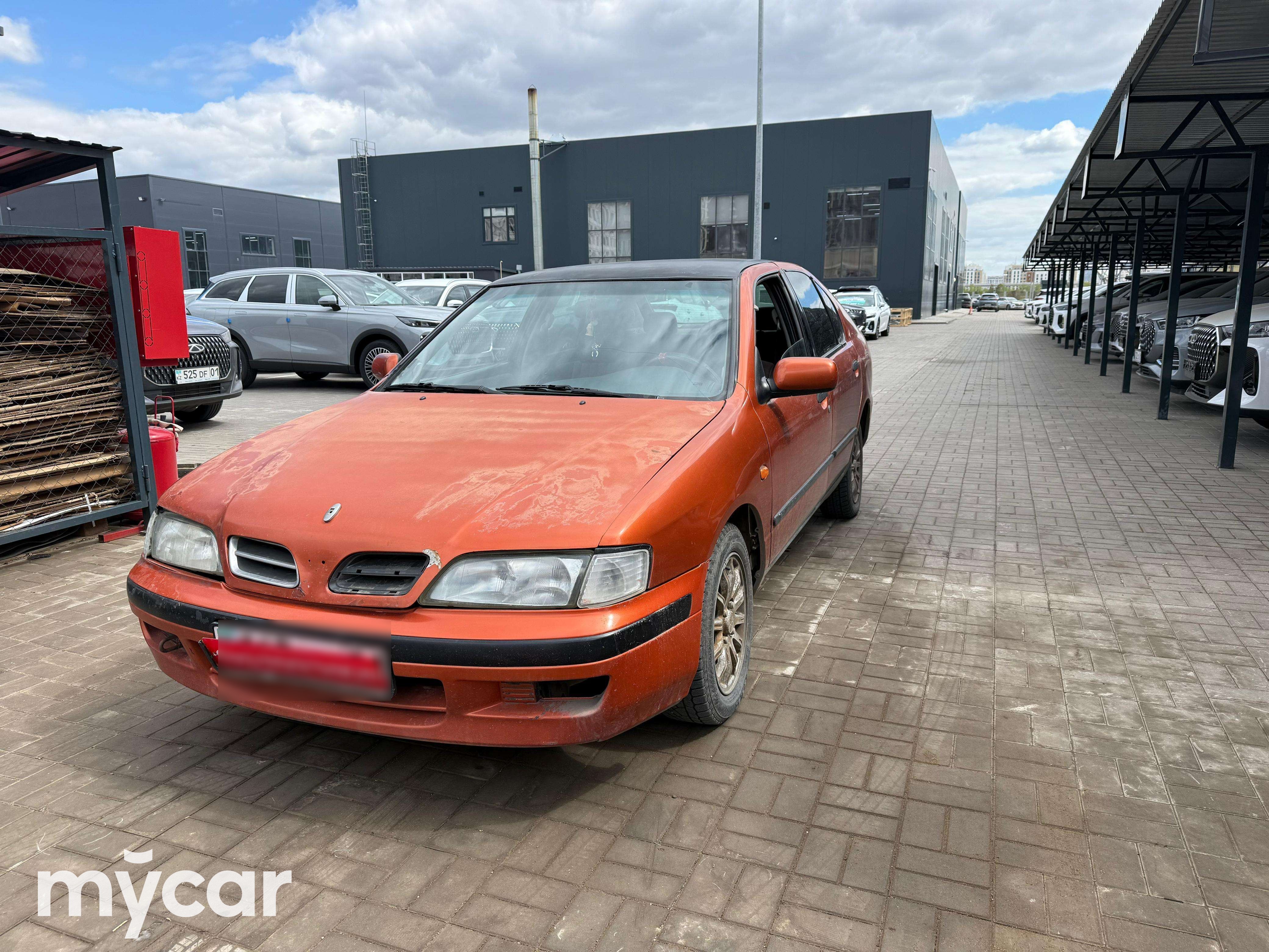 Nissan Primera 1996