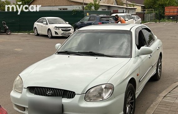 Hyundai Sonata 2001