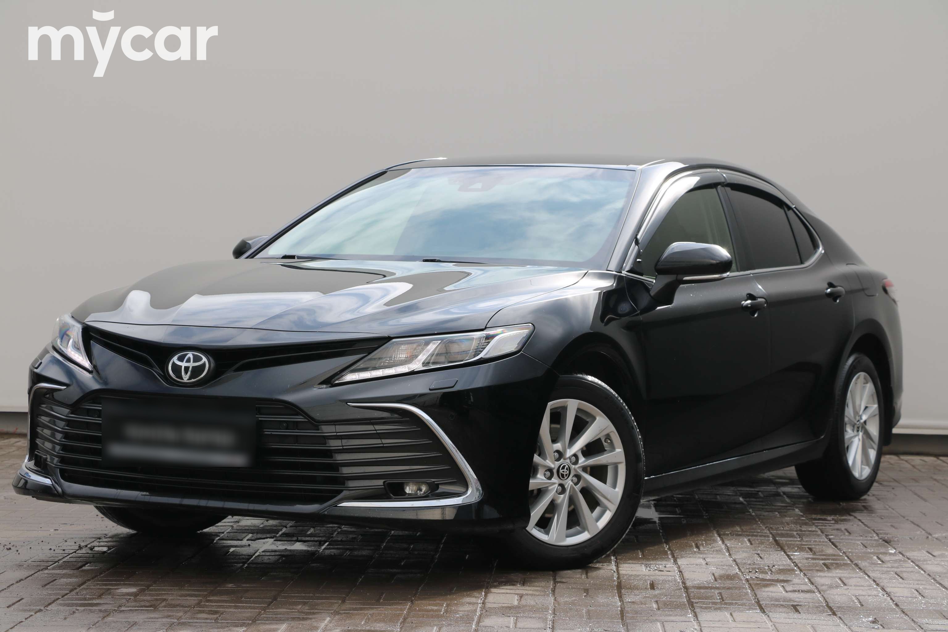 Toyota Camry 2023