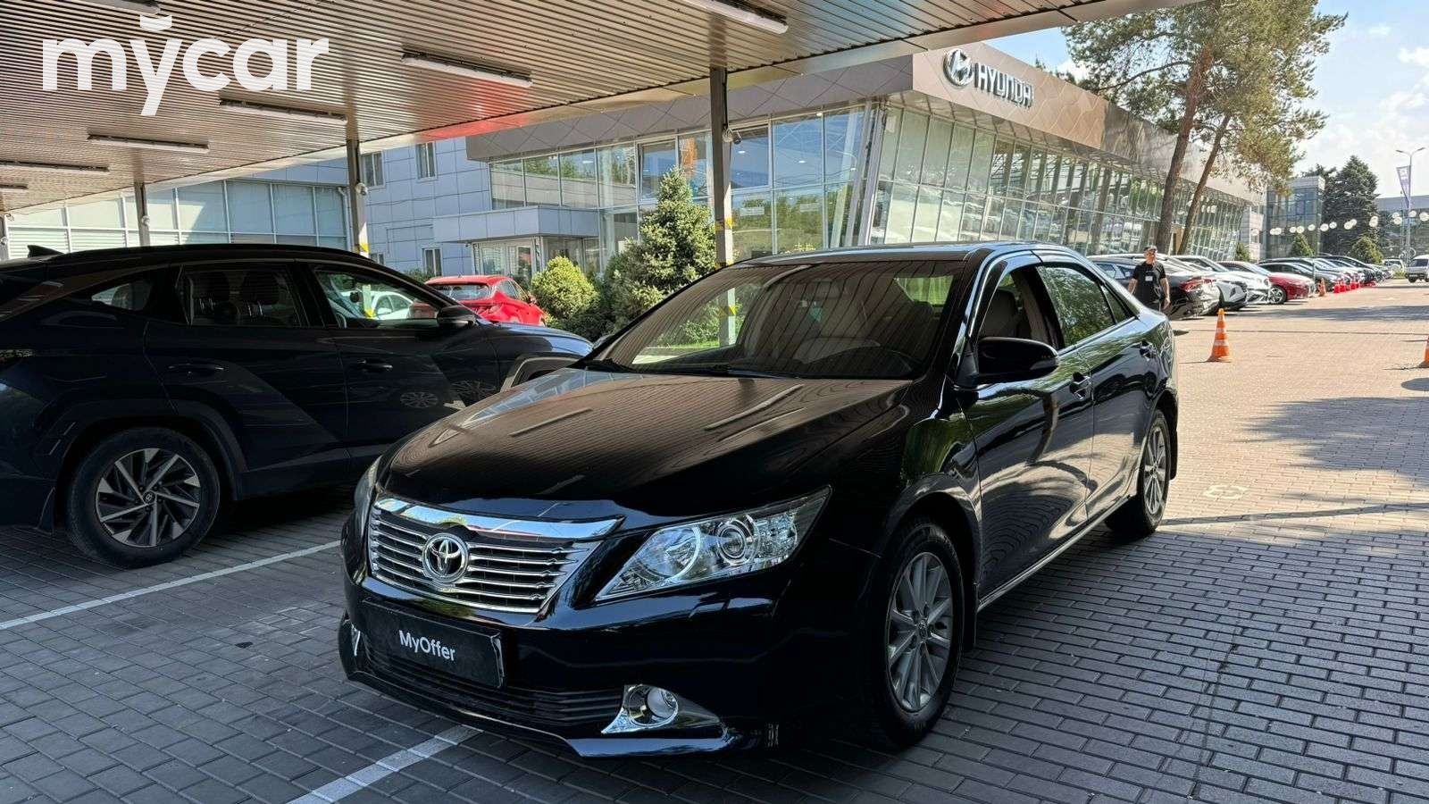 Toyota Camry 2013