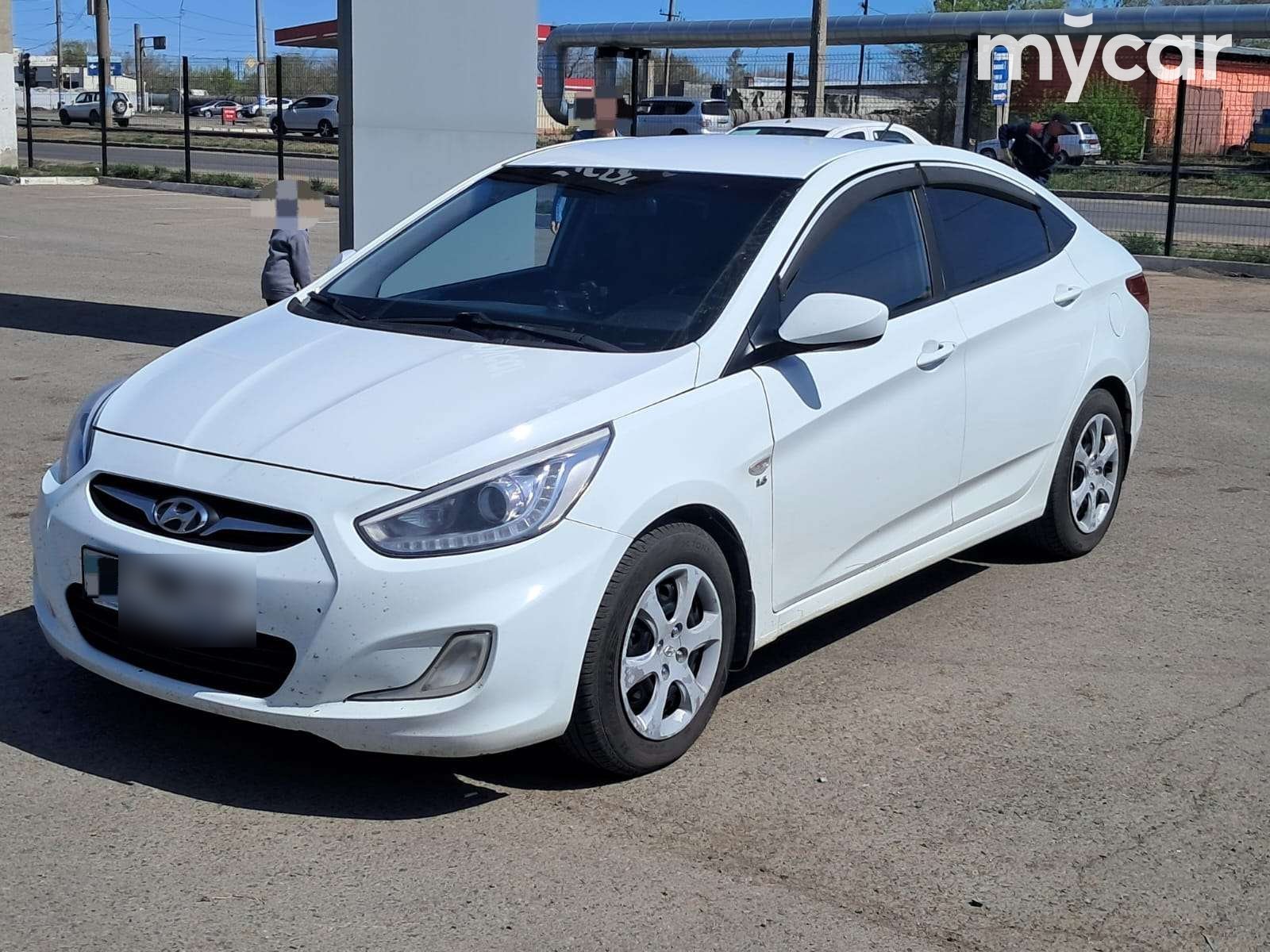 Hyundai Accent 2014