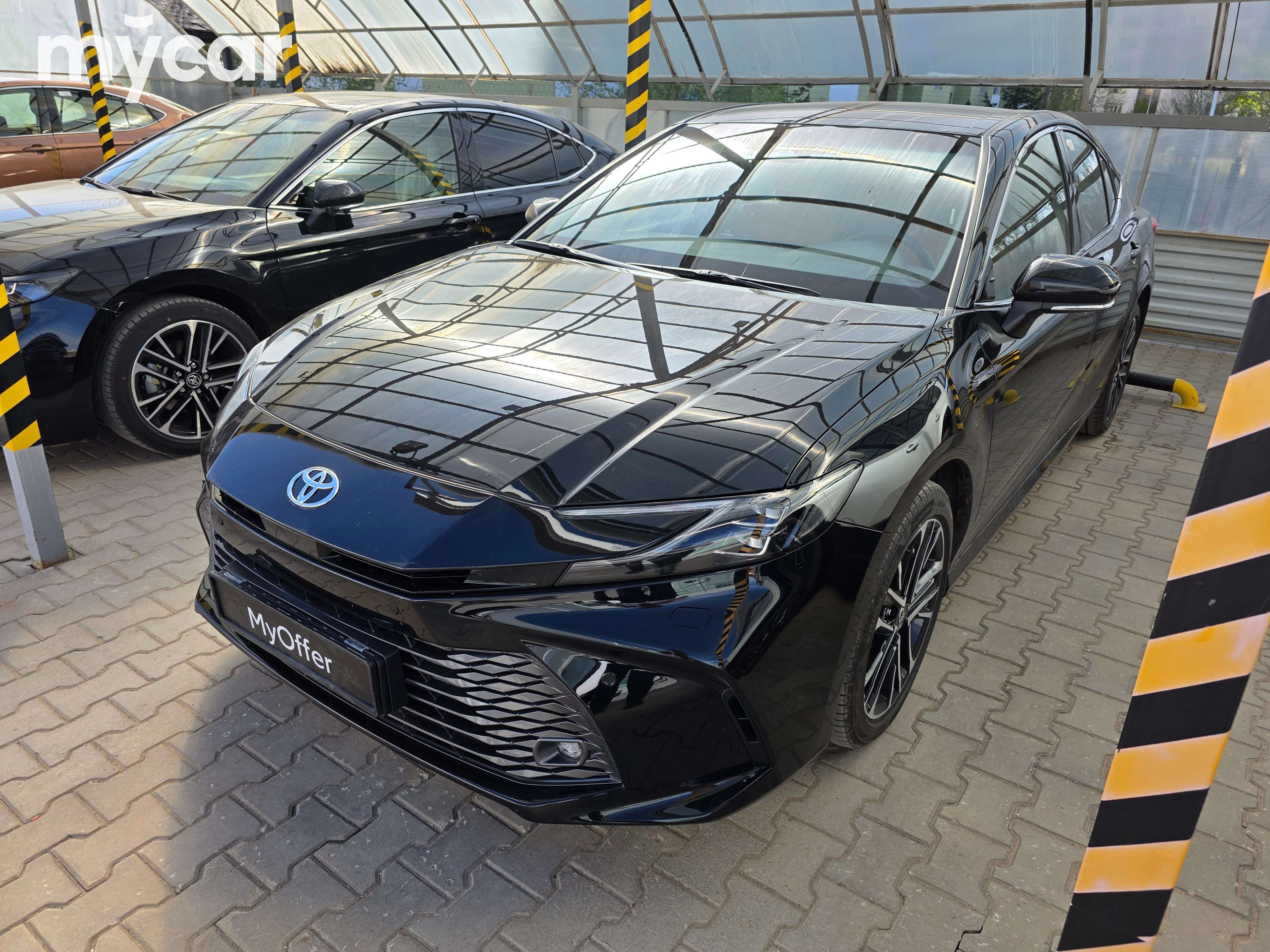 Toyota Camry 2025