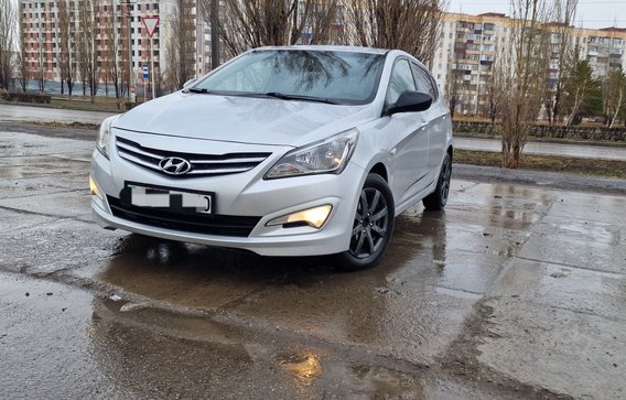 Hyundai Accent 2015