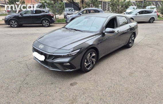 Hyundai Elantra 2024