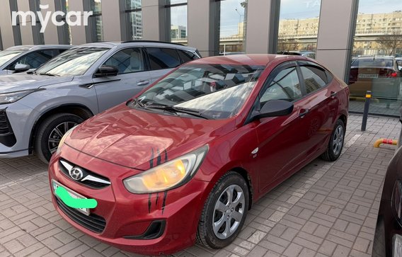 Hyundai Accent 2013