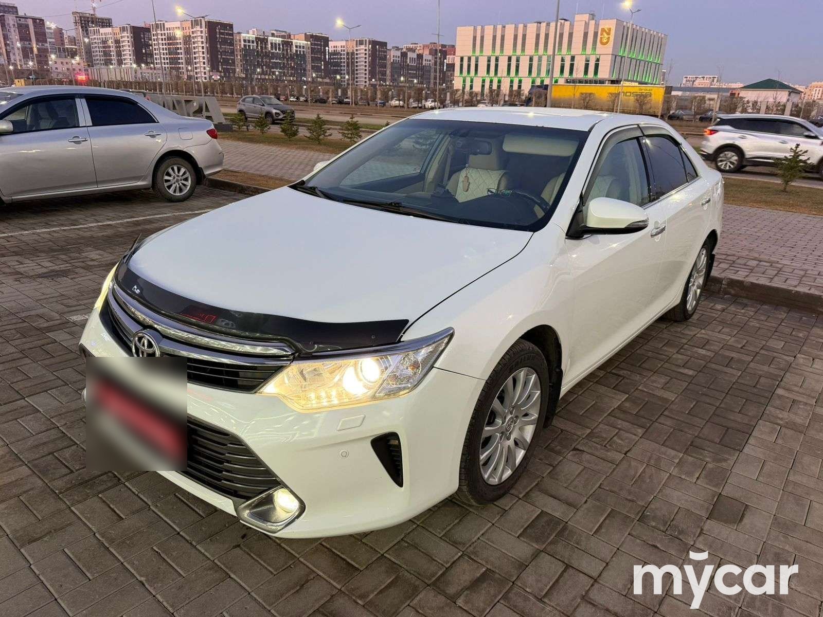 Toyota Camry 2015