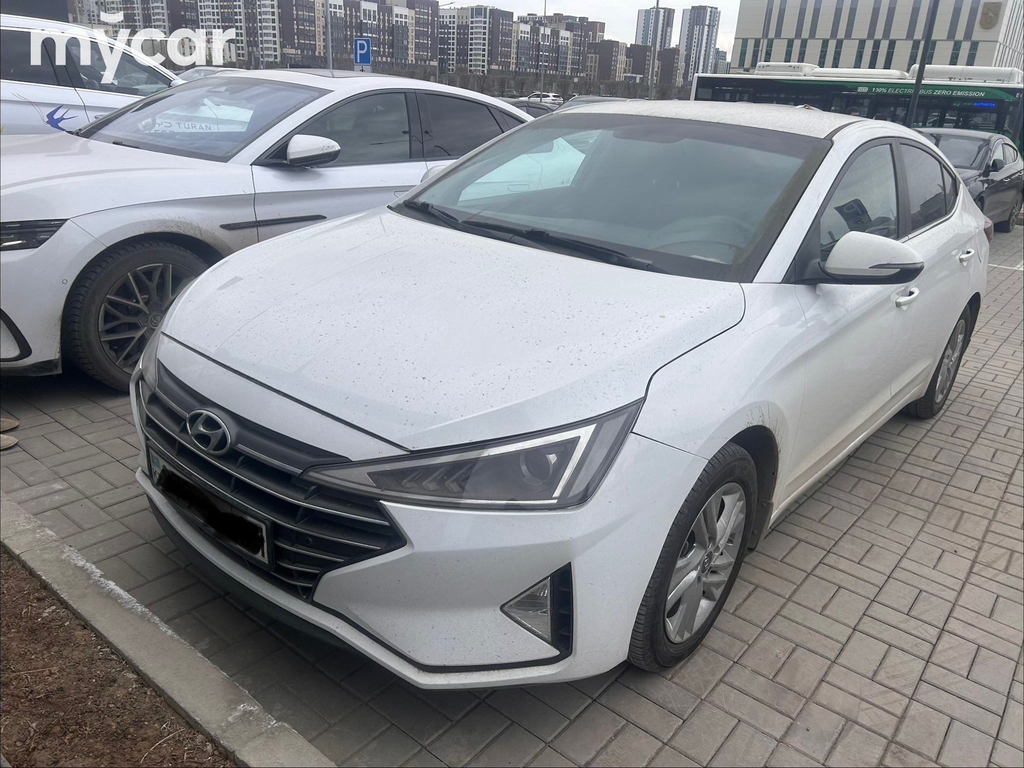 Hyundai Elantra 2019