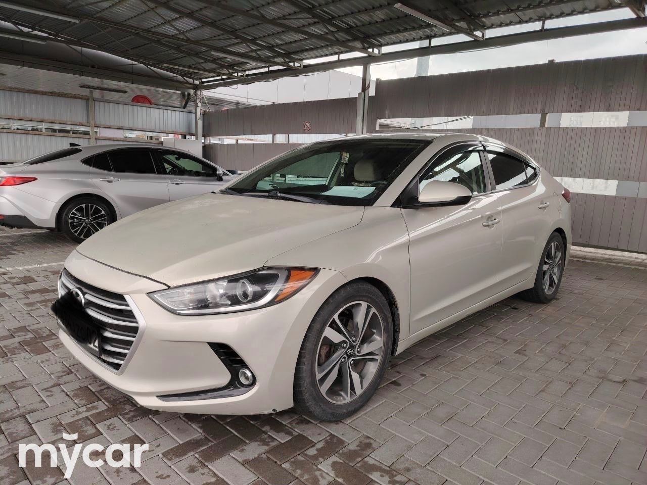 Hyundai Elantra 2016
