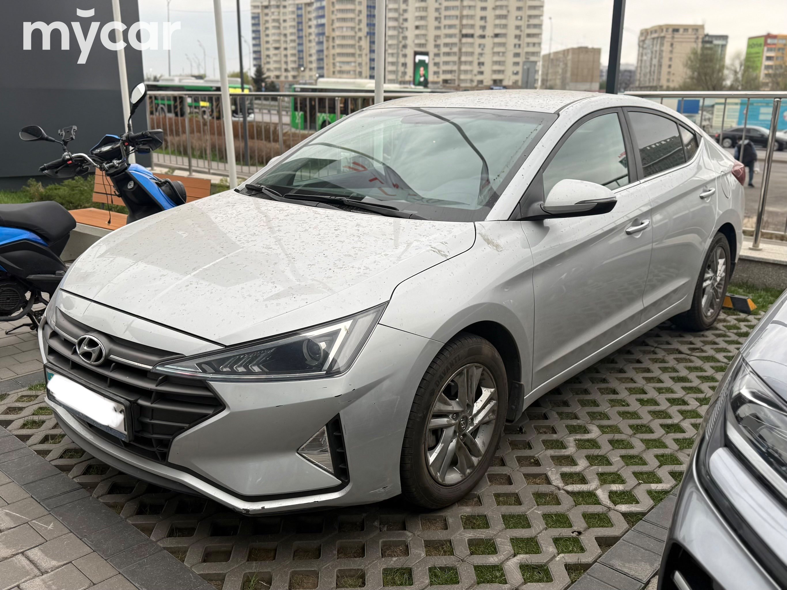 Hyundai Elantra 2019