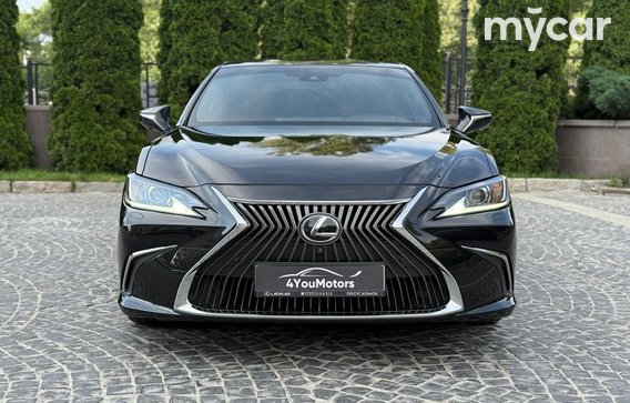 Lexus ES 2018