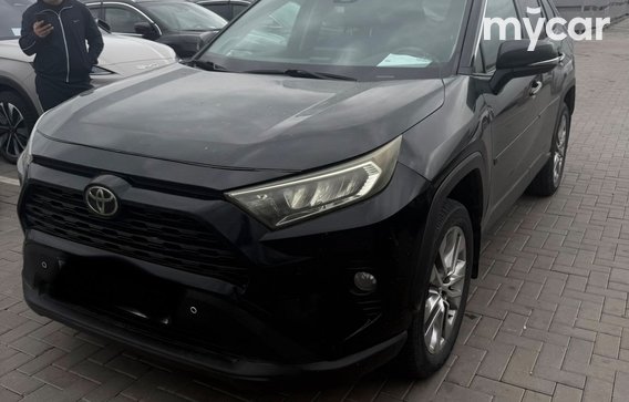 Toyota RAV4 2021