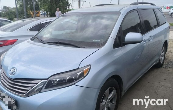 Toyota Sienna 2015