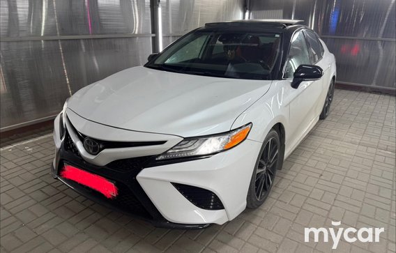 Toyota Camry 2019