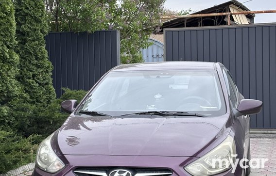Hyundai Accent 2014
