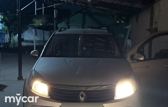 Renault Sandero 2014