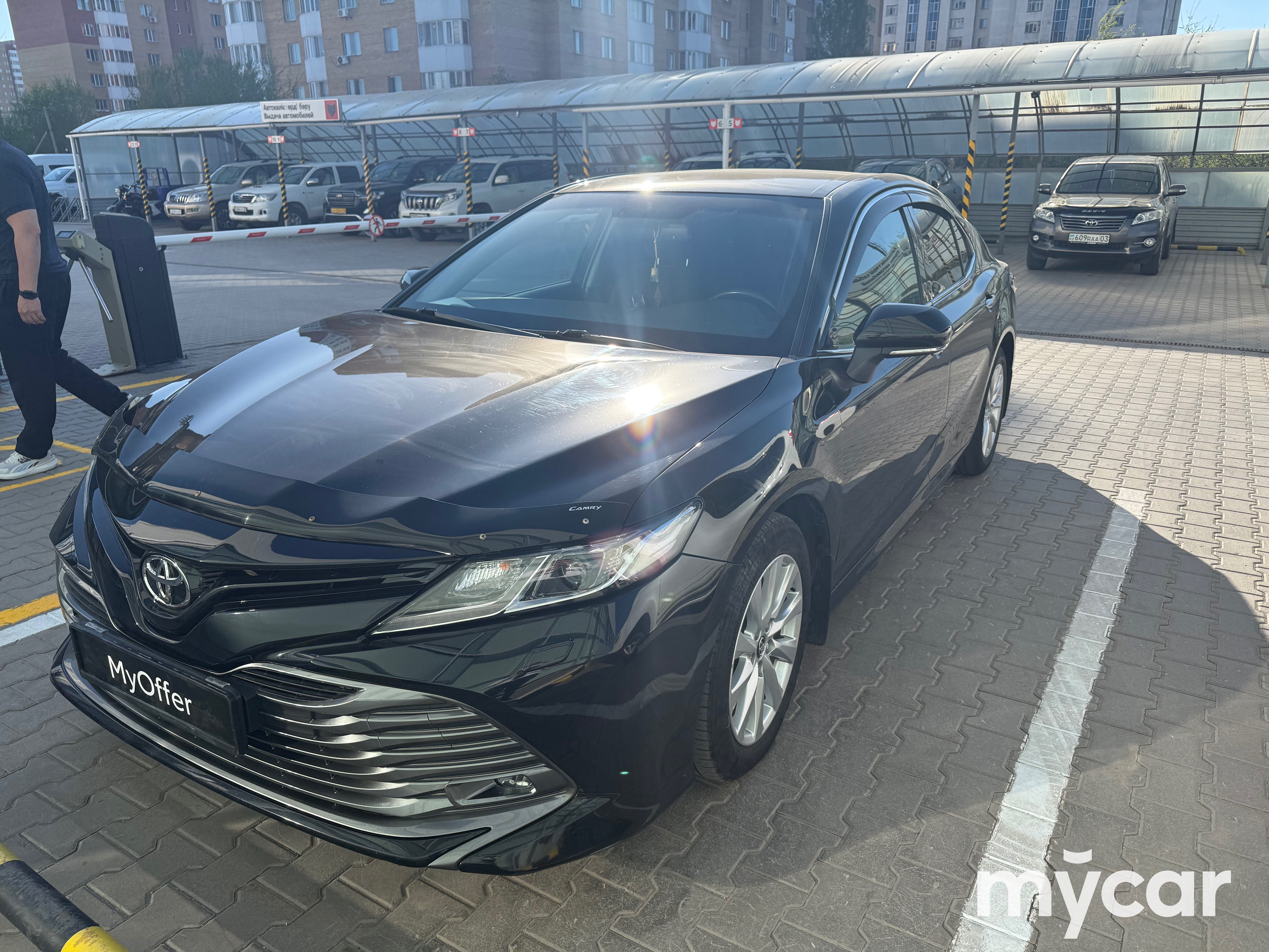 Toyota Camry 2019